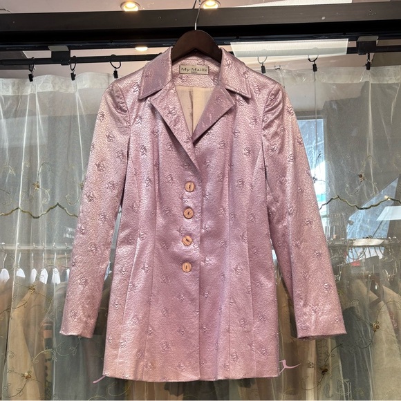 Vintage Jackets & Blazers - vintage french lavender purple silk pattern jacket embellished flower print